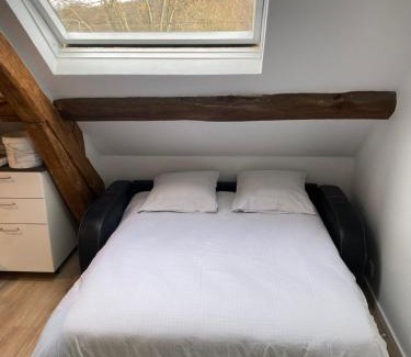 Bonnelles Apartment | 2 pièces les écuries du château