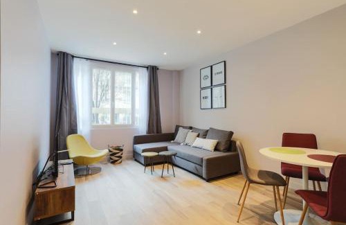 Montrouge Apartment | 2 pieces proche metro, Montrouge