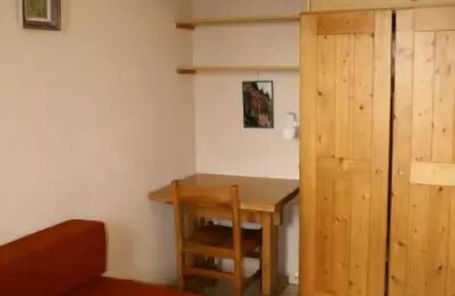 Le Pleynet Apartment | 2 PIECKEN CABIN SLEEPS 6