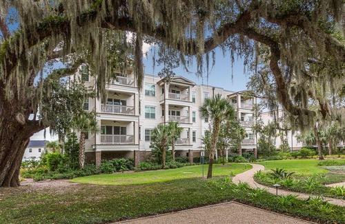 Epworth Acres Condo | 2 Pools! 3BR, 2.5BA, Stunning Complex