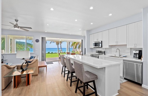 Makaha House | 2 Private Luxe Homes for Large Group w/Ocean Views, Lanai & A/C
