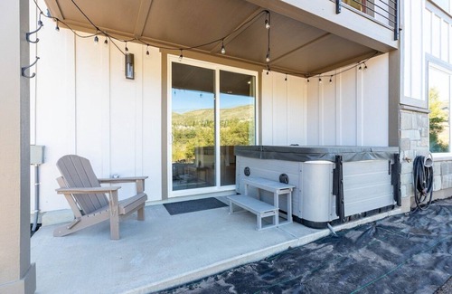 Deer Mountain House | 2-Properties Ideal for Large Groups