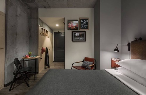 Chinatown Hotel | 2 Queen Rooms at Moxy Boston Downtown - Pet-Friendly, Sleek & Great Location!