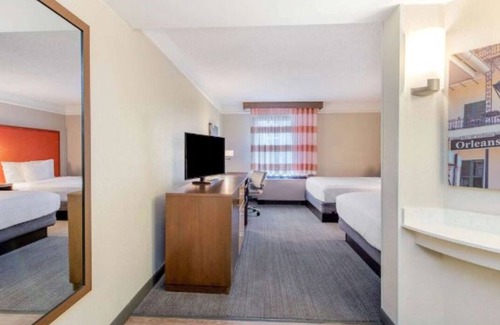 Central Business District Hotel | 2 Queen Rooms w/Various Views | La Quinta New Orleans | near Jackson Square