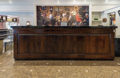 Faubourg Delassize Apartment | 2 Queens Std Room, Holiday Inn – Onsite Restaurant, Near Bourbon Street, 2 Units