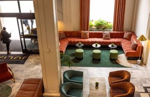 Theater District Hotel | 2 Relax in a Cozy Room Near Grace Cathedral & San Francisco Attractions