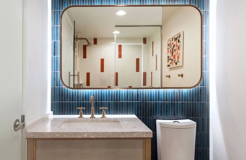 Islamorada Hotel | 2 Relaxing Rooms w/Balcony, Free Parking, 3 Pools & Pet Friendly