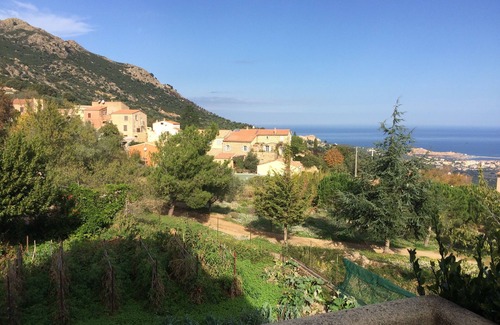 Santa-Reparata-di-Balagna Apartment | 2 rooms in quiet property 5 km of Ile Rousse private beaches .Parking