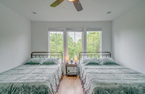 Talbot's Corner House | 2 Rooftops Movie theater 20 guests - Luxury Downtown views 2 miles from Broadway