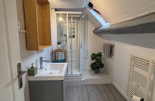 La Chapelle-en-Serval Apartment | 2-room apartment, 2 double beds