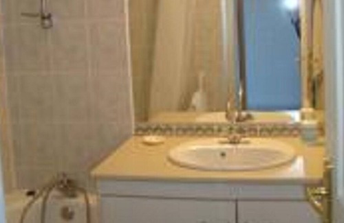 Les Hauts de Canet Condo | 2 room apartment in 12ha park Swimming pool and beach less than 10mn walk