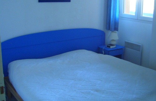 Les Hauts de Canet Condo | 2 room apartment in 12ha park Swimming pool and beach less than 10mn walk