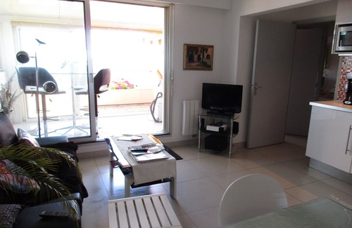 Cavalaire-sur-Mer Apartment | 2-room apartment rental CAVALAIRE
