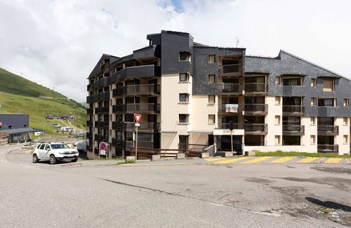 Pla d'Adet Apartment | 2-room apartment for 4 at the foot of the slopes in Saint-Lary-Soulan