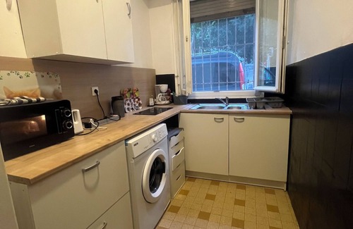 Ventabrun Apartment | 2-room apartment, 50 m2, 10-minute walk from the beach.