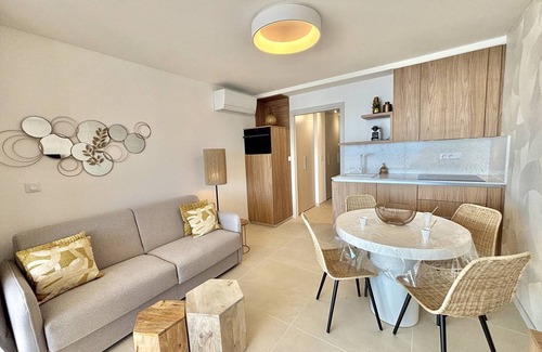 Ajaccio Apartment | 2-Room Apartment in Ajaccio - Air Conditioning and Parking