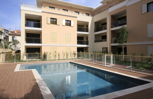 Pointe Croisette House | 2-room apartment with A/C, terrace, pool, 100m from the beach, 4 people