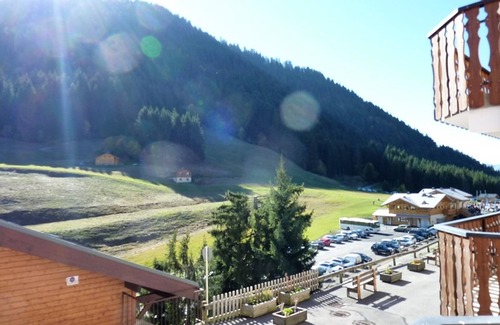 Station de Drouzin le Mont Apartment | 2-room apartment with balcony, parking - Quiet area