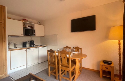 Meribel Centre Apartment | 2-Room Apartment with Pool, WiFi, and Garage in the Center of Méribel