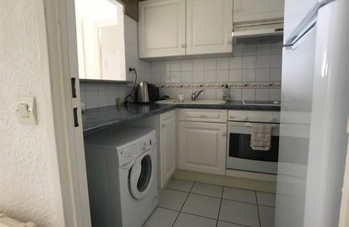 Le Barcares Apartment | 2-room apt + cabin with pool and parking, sleeps 6, near beach - Le Barcarès