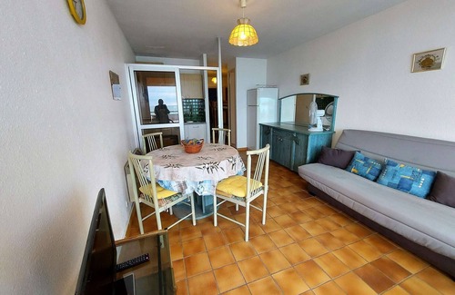 Le Grau-dʼAgde Apartment | 2-room cabin apartment, sleeps 6, Grau d'Agde