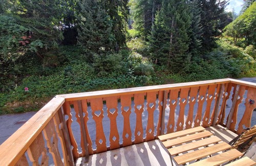Valfrejus Apartment | 2-Room + Cabin Apartment for 4-6 in Heart of Station - WiFi & Balcony