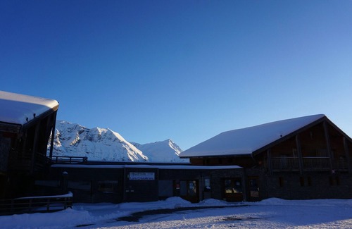 Orcieres-Merlette Apartment | 2-room cabin apartment, parking, WiFi & pets allowed