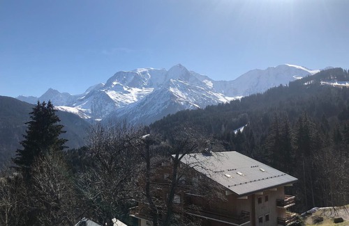 Saint-Gervais-les-Bains Apartment | 2-room cabin apartment for 6 with pool, quiet, Saint-Gervais-les-Bains