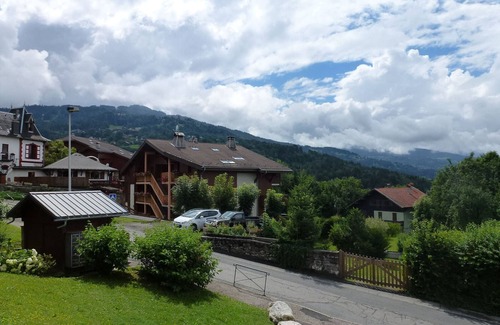 Saint-Gervais-les-Bains Apartment | 2-room apartment with sleeping area, 4-6 pers, near center, pets allowed