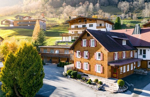 Brand Apartment | 2 room holiday apartment in the center with a panoramic sun terrace
