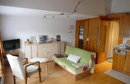 Pfaffikon District Other | 2-room studio hinderi Rossweid