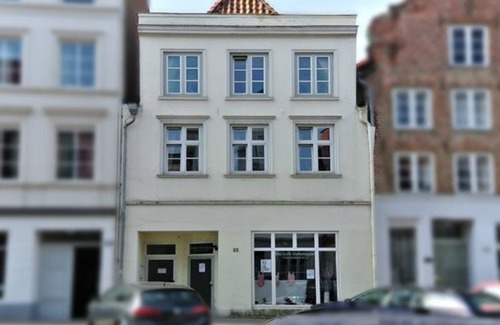 Luebeck Old Town Apartment | 2-room vacation apartment with laundry package - Ferienwohnung Henck