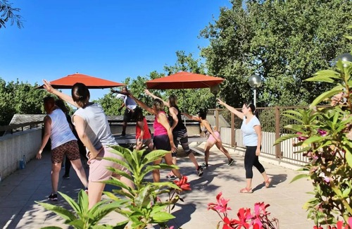 Najac Apartment | 2 Rooms 4 People 1 baby