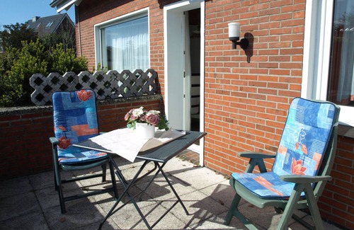 Bad Zwischenahn Apartment | 2 Schlafzi., 1 Wohnzi., Terrasse, Küche mit Geschirrspülmaschine, Waschmaschine