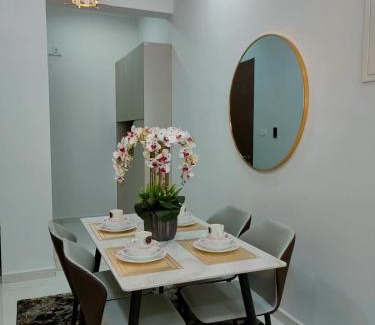 Central District Apartment | 2 Seaview Balcony@Danga Bay
