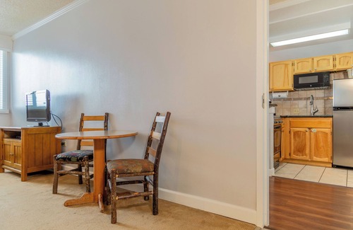 Steamboat Springs Apartment | 2 Serene Rooms Perfect for Family Getaway! Panoramic View | Indoor Pool