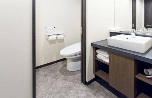 Hyakunincho Hotel | 2 Single Beds Room hotel in enchanting Shinjuku City