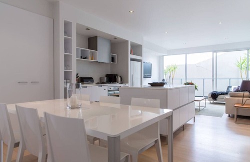 Richmond Apartment | 2 Storey Townhouse and Roof Terrace