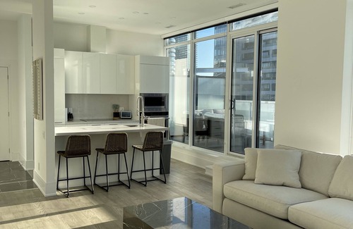 Church and Wellesley Condo | 2 Story Condo - Private Rooftop Terrace & Elevator