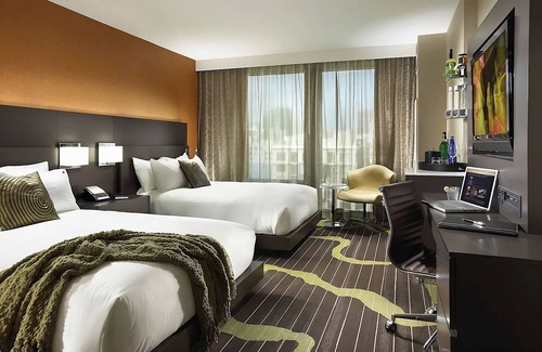 Gaslamp Quarter Hotel | 2 Studios 2 Queen Beds at Hard Rock Hotel San Diego, Petco Park Nearby!