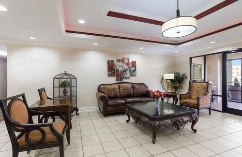 Pittsburg Apartment | 2 Units Close to Levi Jackson Wilderness Road State Park! with Free Parking!