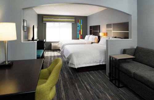 Glenwood Springs Hotel | 2 Units | Cozy Retreat Close to Hot Springs, Adventure Trails & Caverns Fun