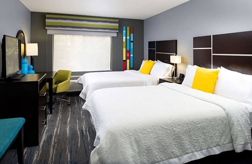 Glenwood Springs Hotel | 2 Units | Cozy Retreat Close to Hot Springs, Adventure Trails & Caverns Fun