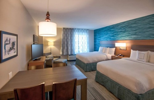 Flagami Hotel | 2 Units | Near Miami Airport | Spacious Suites