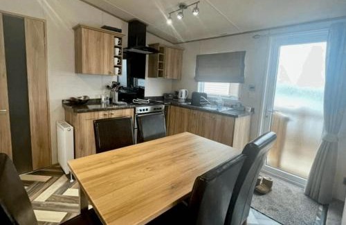 Tattershall House | 2 Waterski