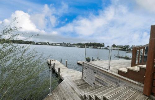 Tattershall House | 2 Waterski