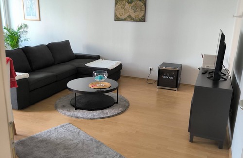 Zentrum-Suedost Apartment | 2 Zimmer Ferienwohnung/Monteurswohnung zu Vermieten