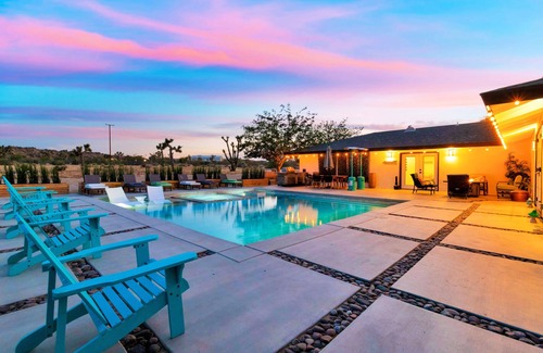 Joshua Tree House | 20 Acre Joshua Tree Pool/Spa Home, Sleeps 14 Game Room/Bball Court