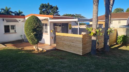 Warner Beach Apartment | 20 Almond Rd