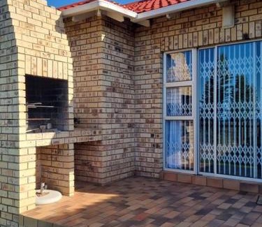 Wavecrest Apartment | 20 Brandersig